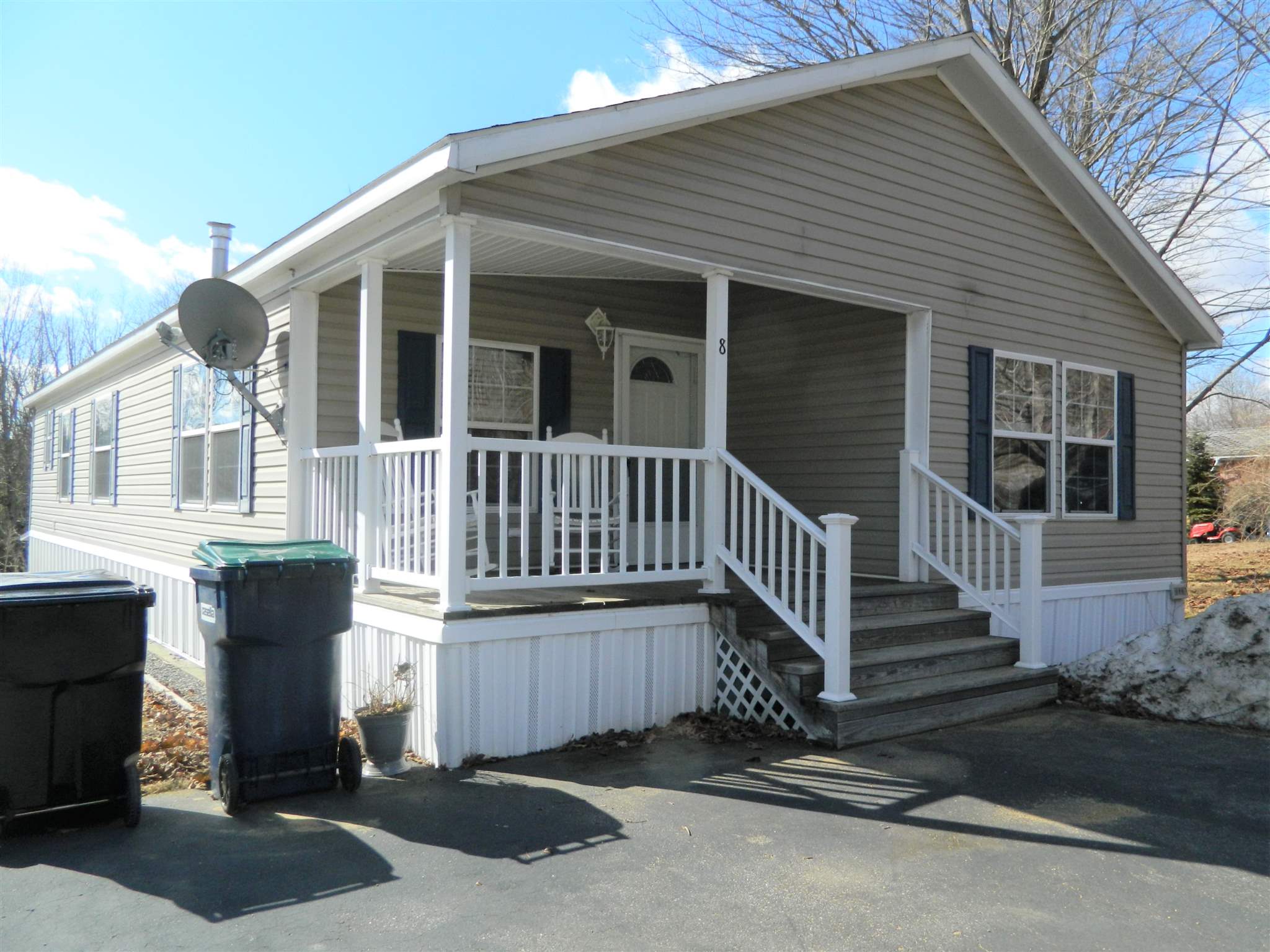 8 North Windy Road Tilton, NH 03276 - Photo 1 of 39 Gallery Image 1