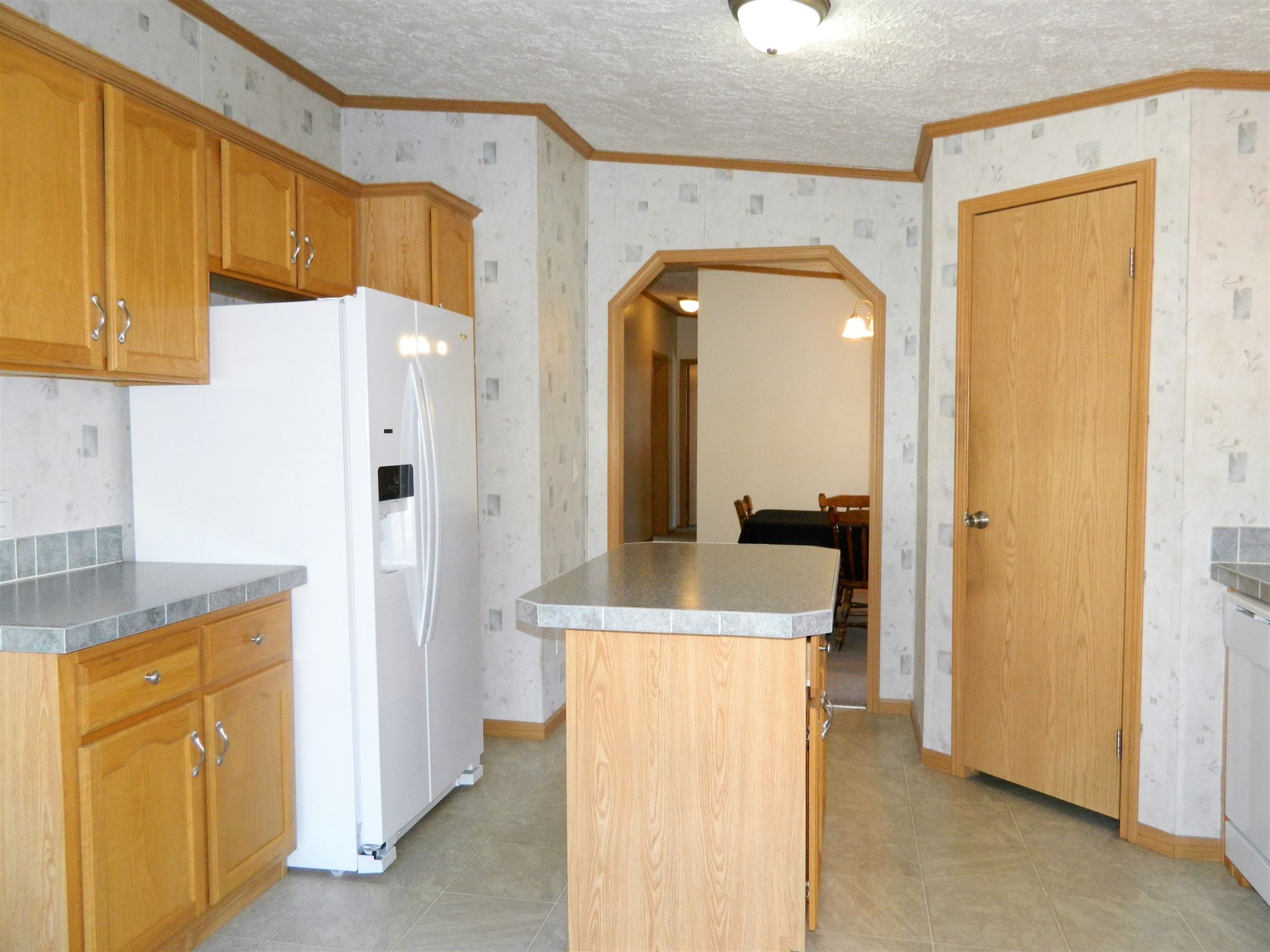 8 North Windy Road Tilton, NH 03276 - Photo 5 of 39 Gallery Image 5