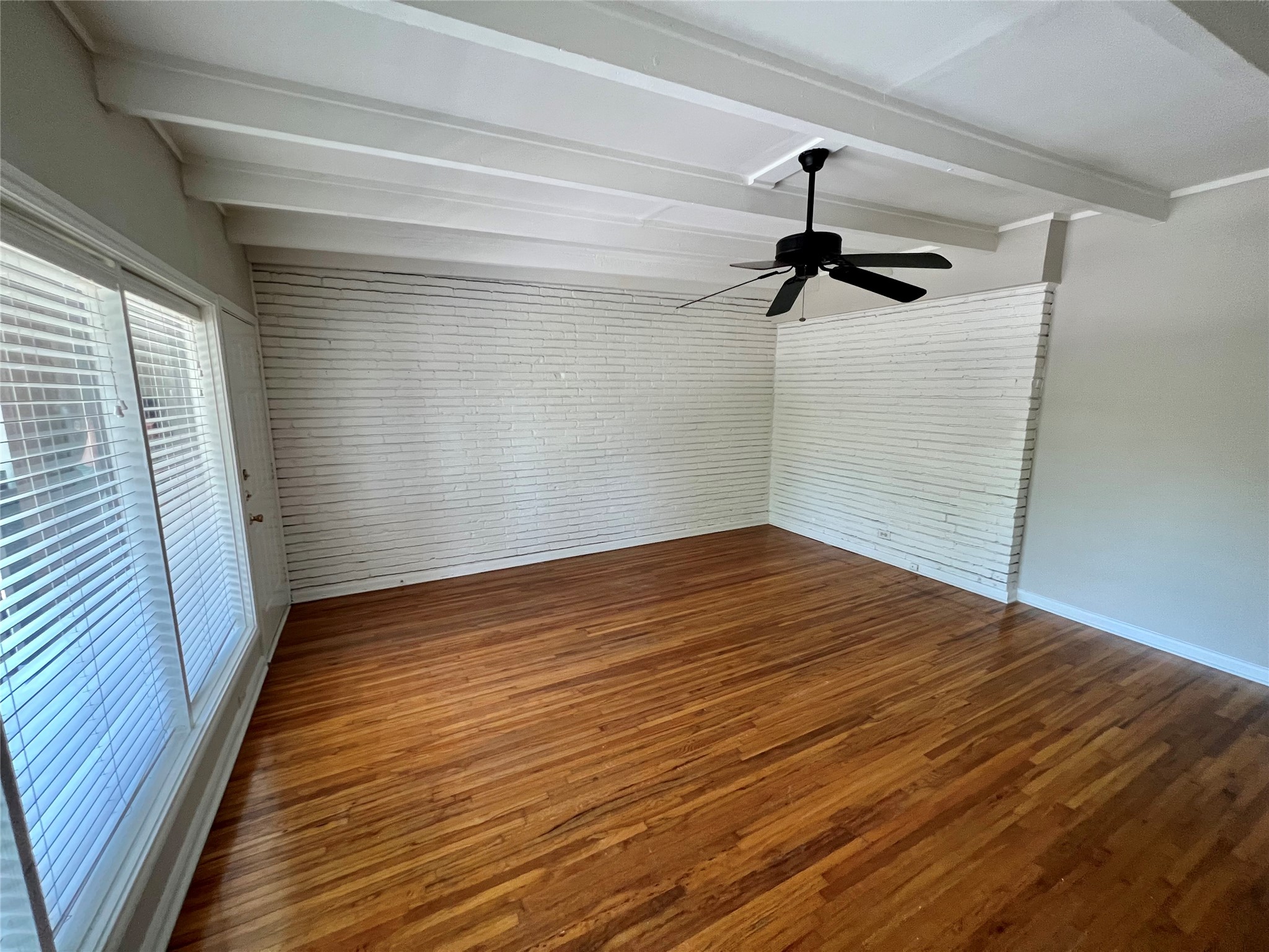 219 Marshall Street, Unit 222 Houston, TX 77006 - Photo 2 of 9