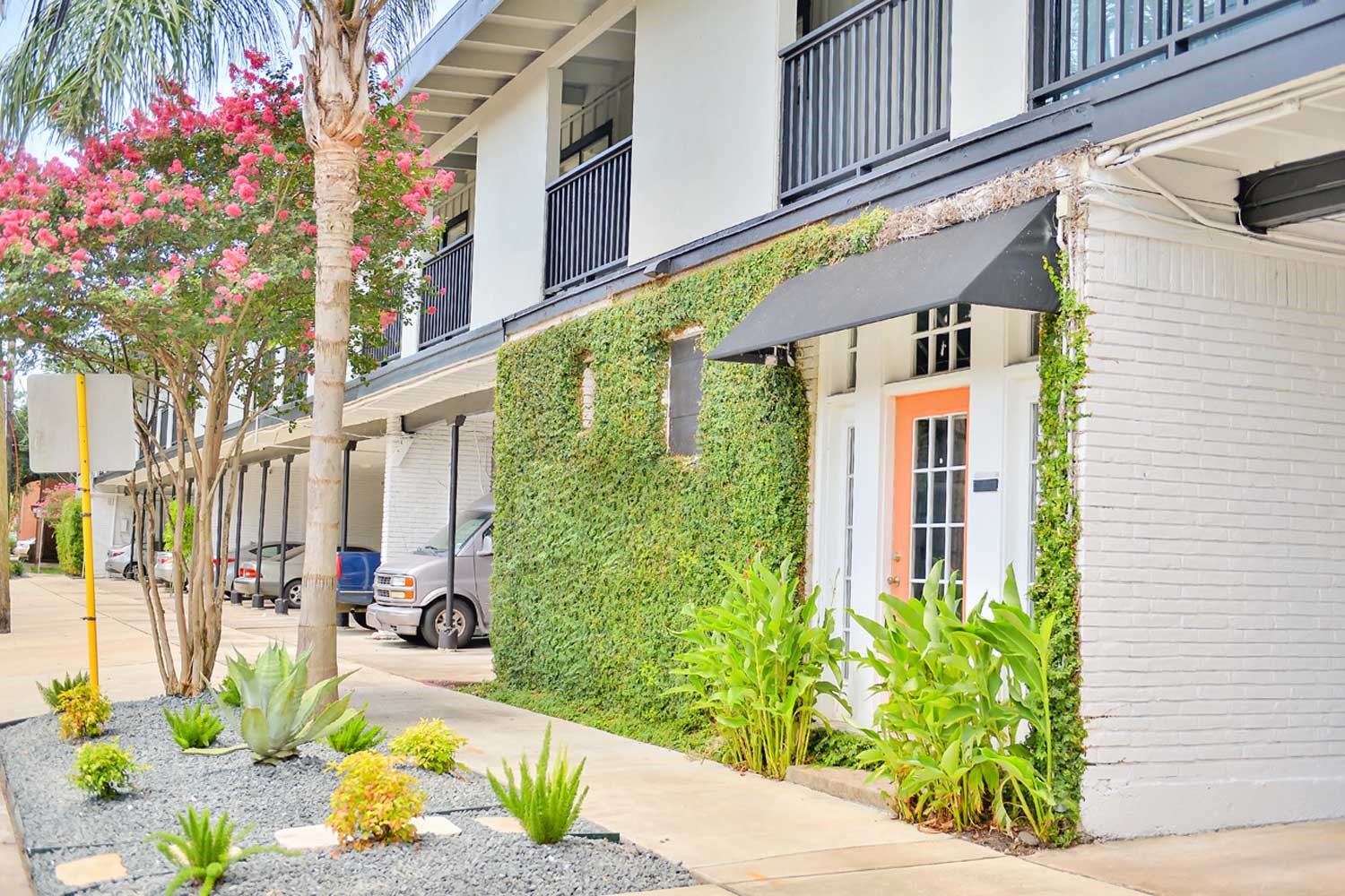 219 Marshall Street, Unit 222 Houston, TX 77006 - Photo 8 of 9