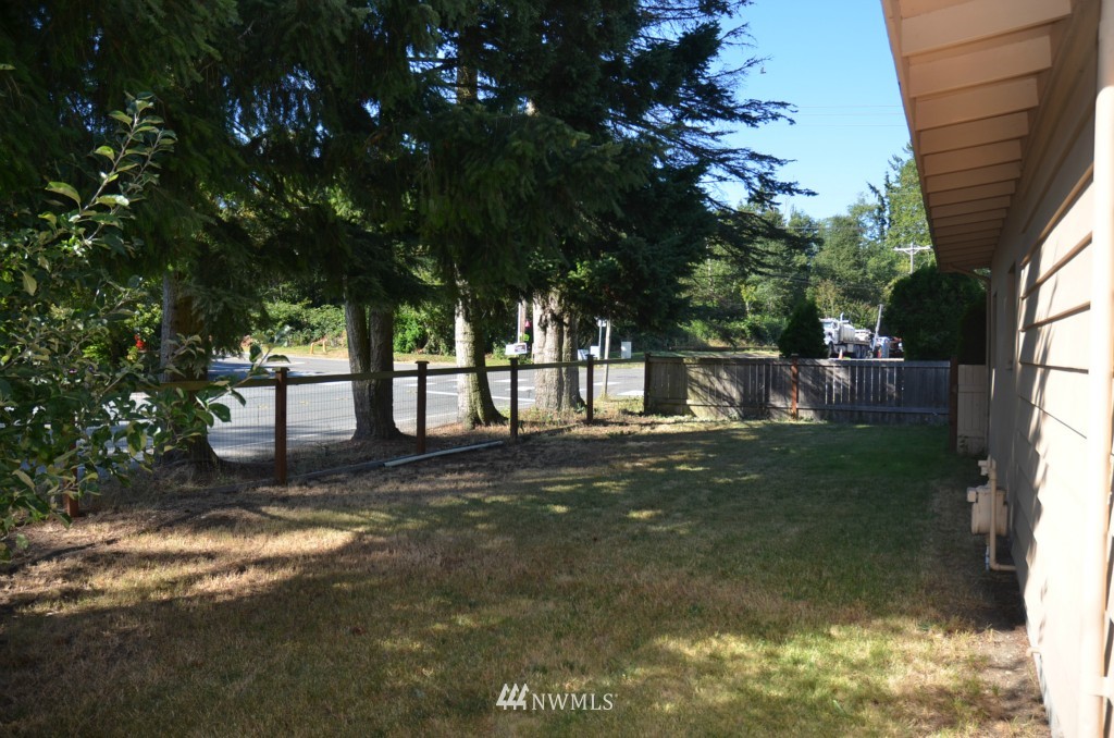 24222 Lockwood Road Bothell, WA 98021 - Photo 15 of 15