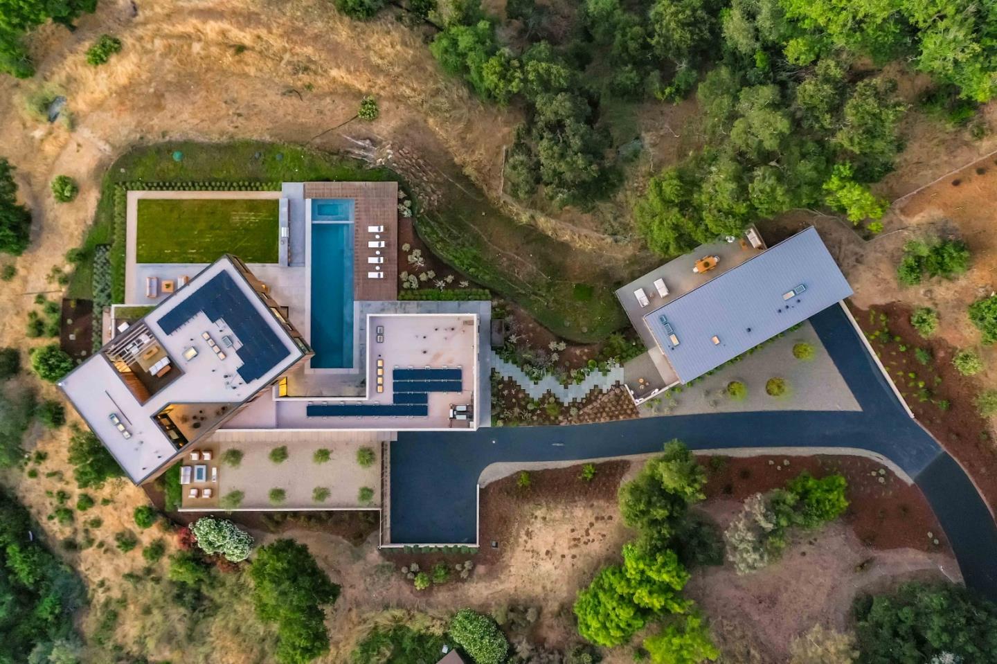 138 Goya Road Portola Valley, CA 94028 - Photo 51 of 51 Gallery Image 51