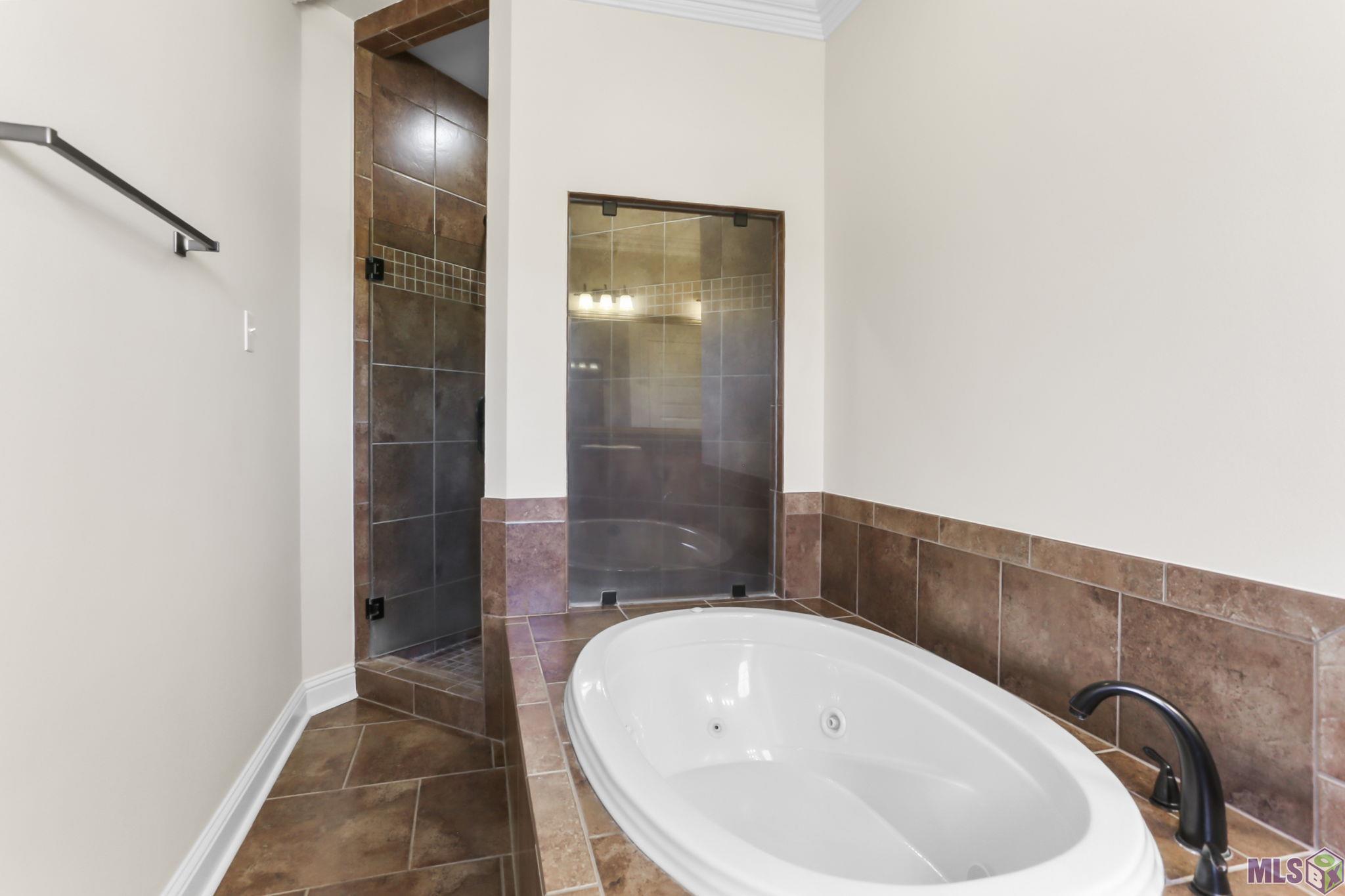 15514 Green Trails Boulevard Baton Rouge, LA 70817 - Photo 11 of 16