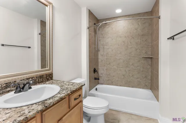 $415,000 | 15514 Green Trails Boulevard, Baton Rouge, LA 70817