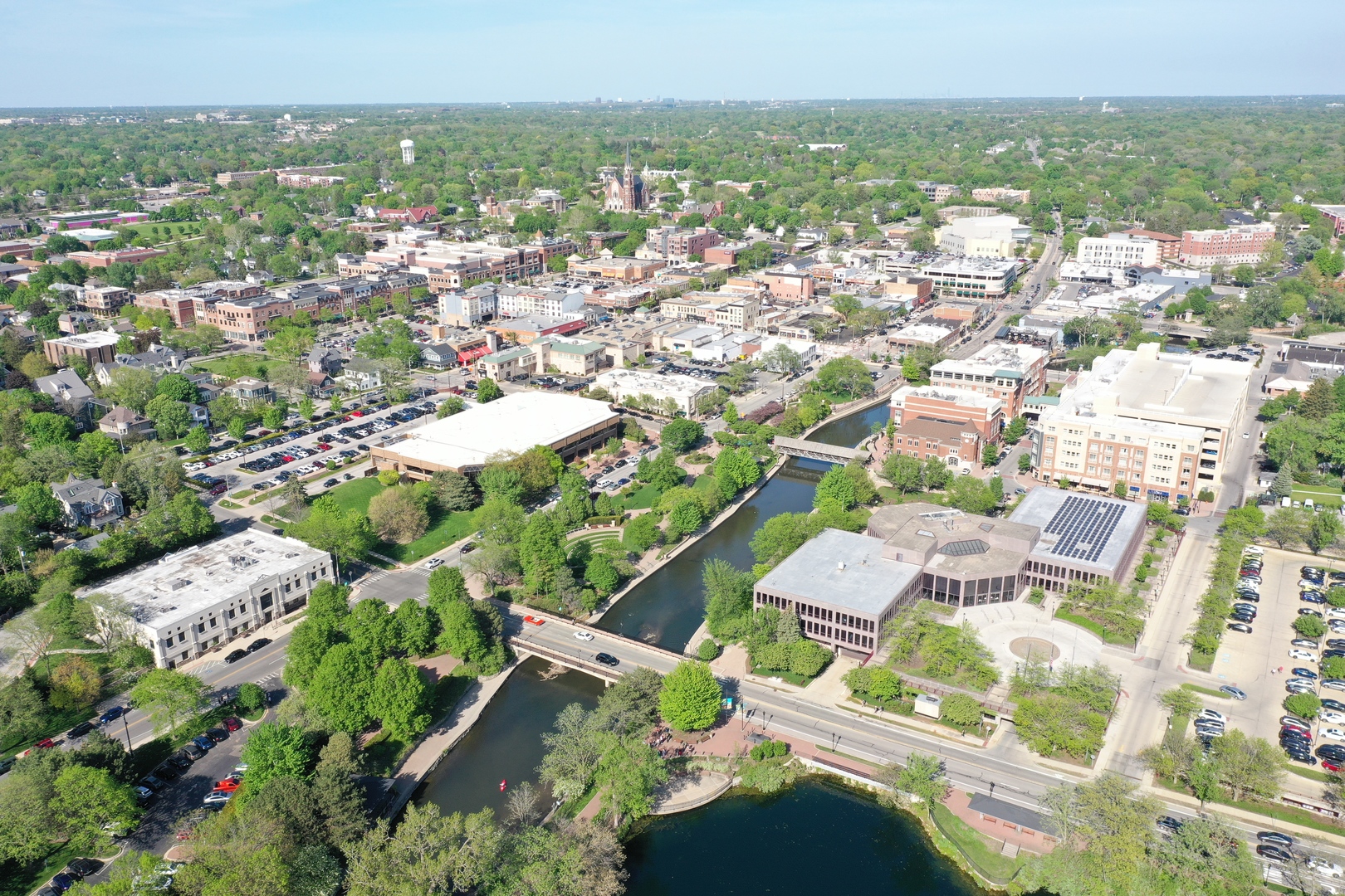 116 North Wright Street, Unit 5 Naperville, IL 60540 - Photo 24 of 62 an aerial view of multiple house