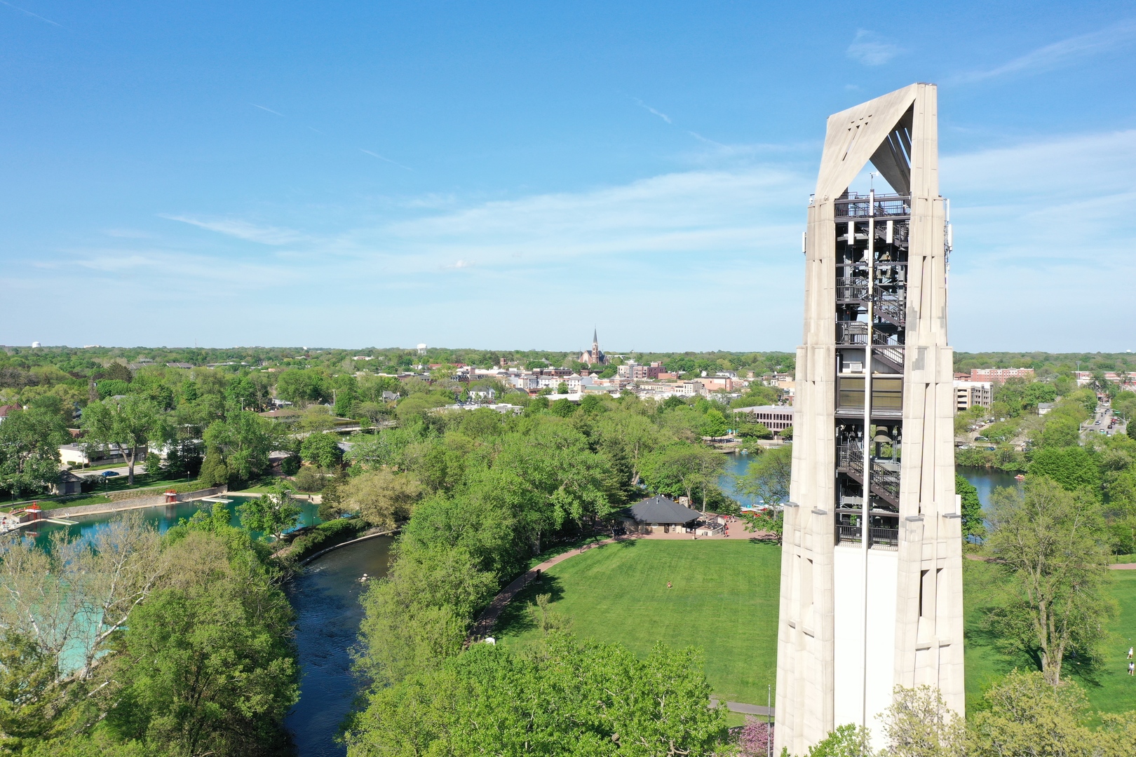 116 North Wright Street, Unit 5 Naperville, IL 60540 - Photo 27 of 62 a view of a city with tall buildings