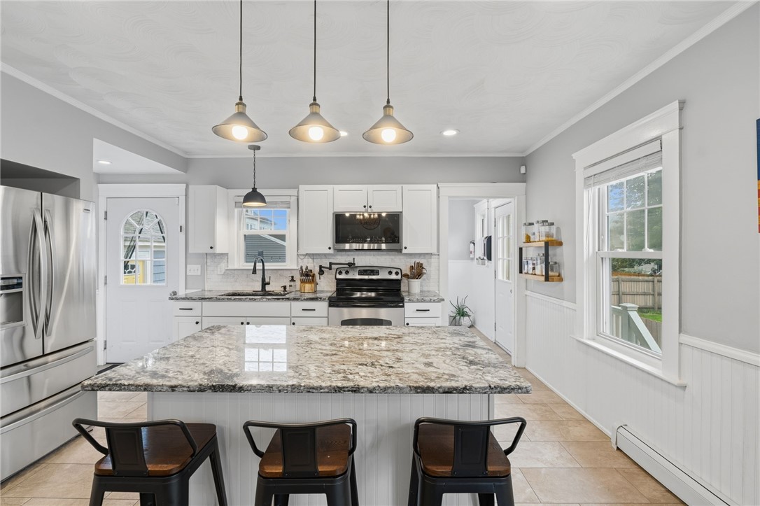 55 Friendly Road Cranston, RI 02910 - Photo 12 of 50 Gallery Image 12