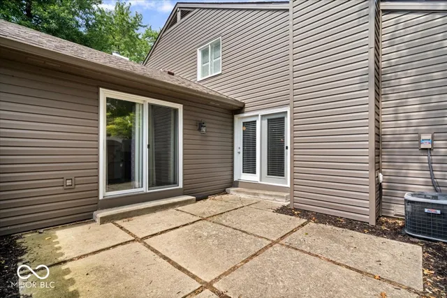 $300,000 | 526 Conner Creek Drive, Fishers, IN 46038