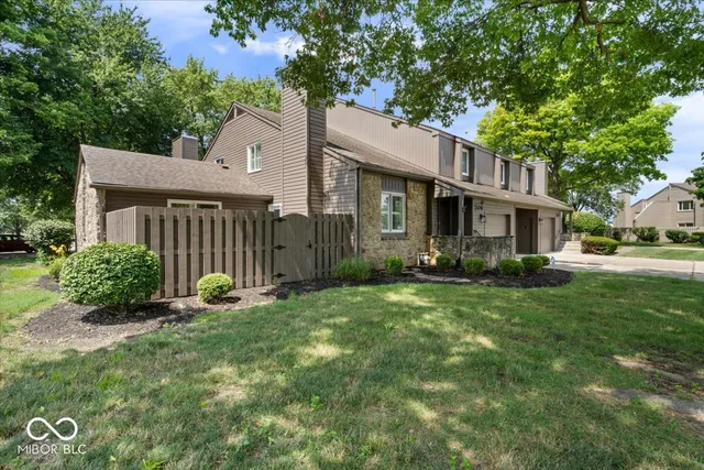 $300,000 | 526 Conner Creek Drive, Fishers, IN 46038