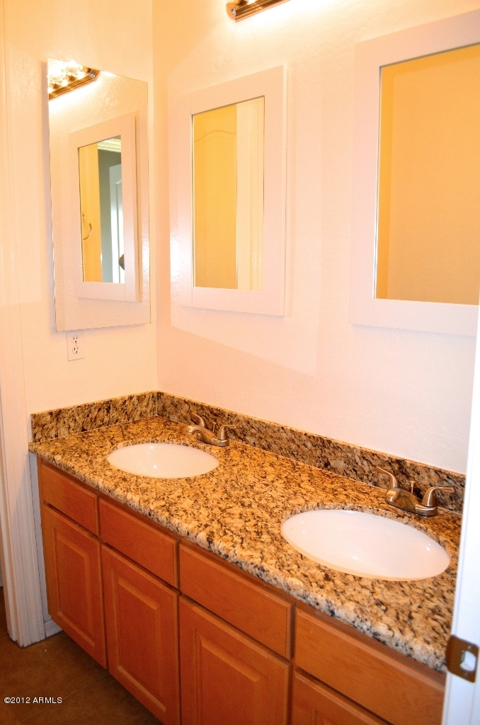 1270 East Bautista Road Gilbert, AZ 85297 - Photo 33 of 45 DSC_0043
