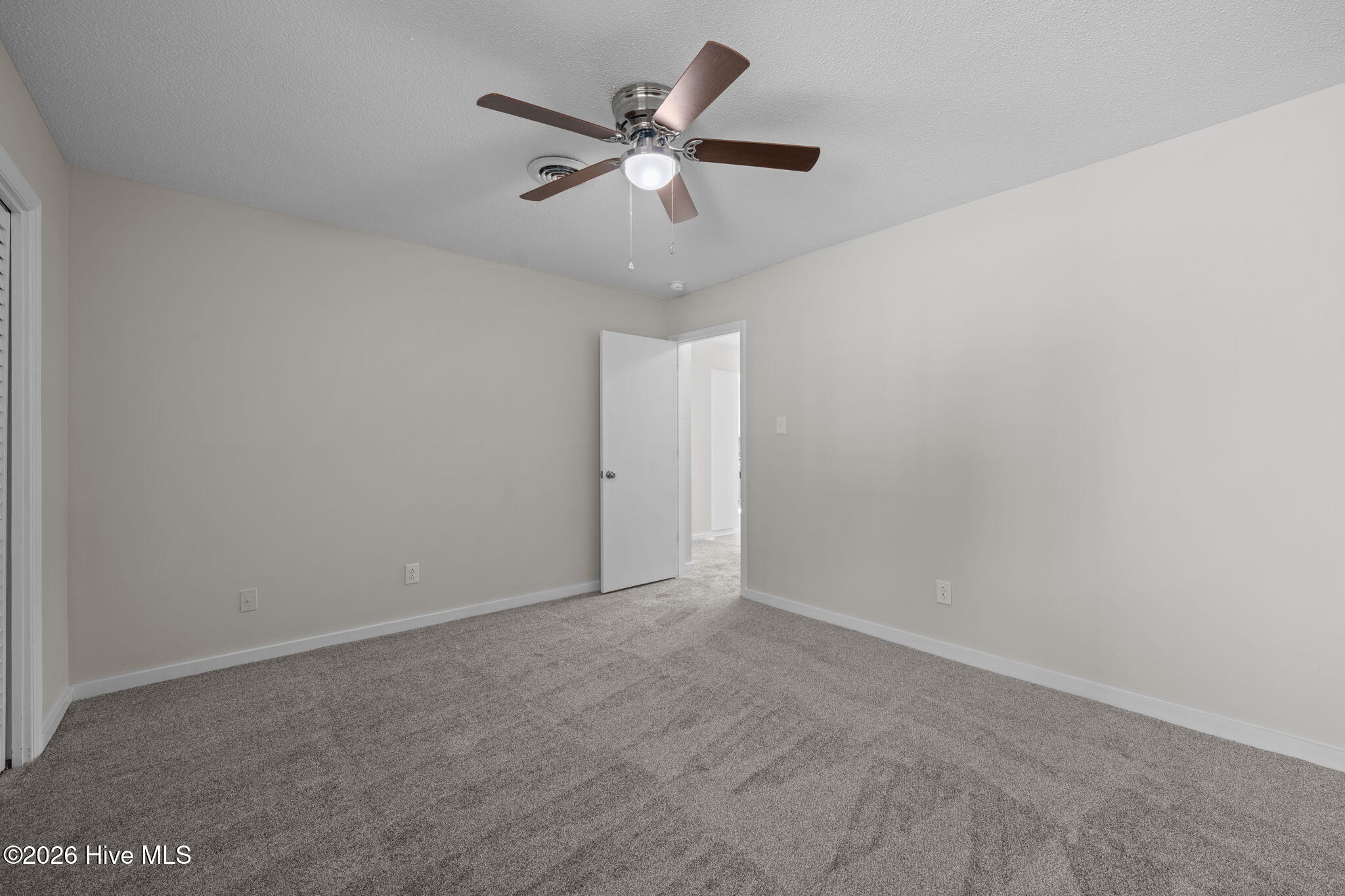 1014 B Kings Way New Bern, NC 28562 - Photo 13 of 25 17-web-or-mls-DSC_7895