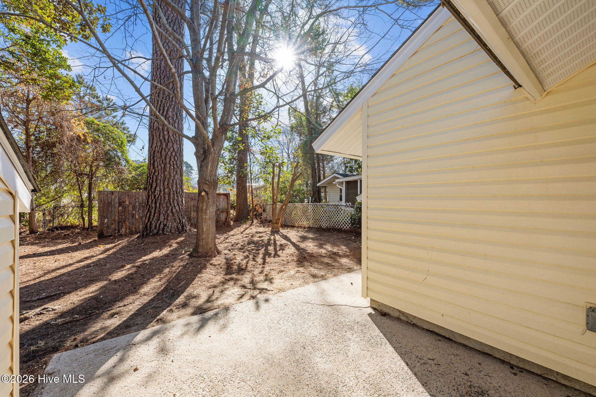 1014 B Kings Way New Bern, NC 28562 - Photo 25 of 25 25-web-or-mls-DSC_7924