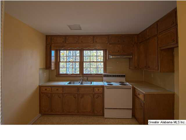 1633 Carson Road Birmingham, AL 35215 - Photo 25 of 32