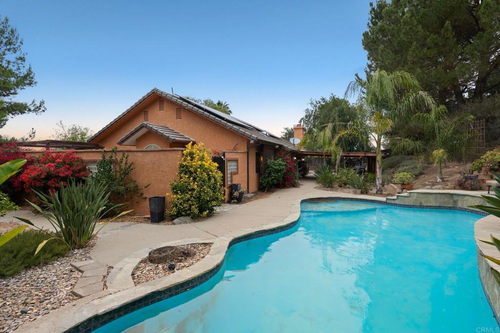 19079 Paradise Mountain Road Valley Center, CA 92082 - Photo 34 of 58