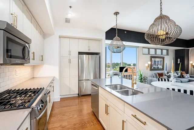 $629,000 | 1100 Howell Mill Road Northwest, Unit 808, Atlanta, GA 30318