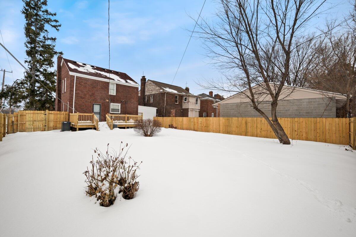 16800 Ilene Street Detroit, MI 48221 - Photo 11 of 20 10