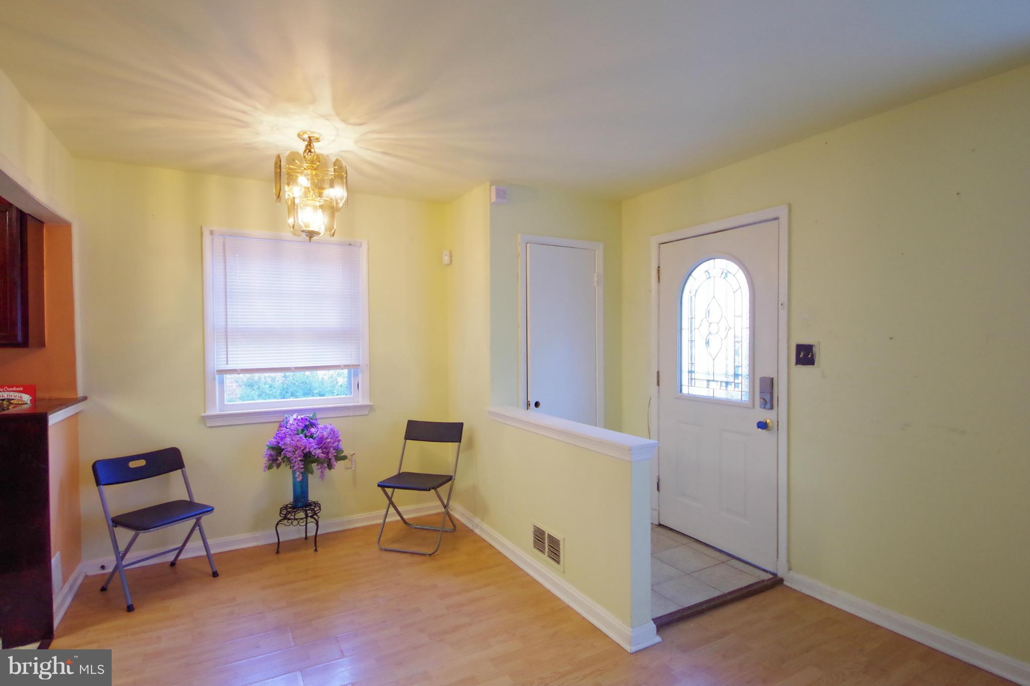 2614 Hughes Road Adelphi, MD 20783 - Photo 3 of 30 Living Room