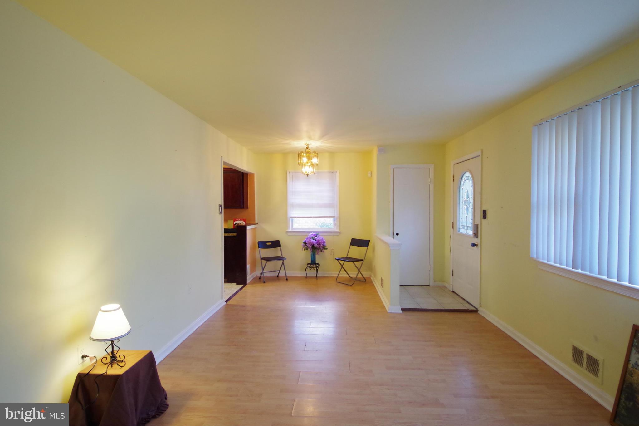 2614 Hughes Road Adelphi, MD 20783 - Photo 4 of 30 Living Room