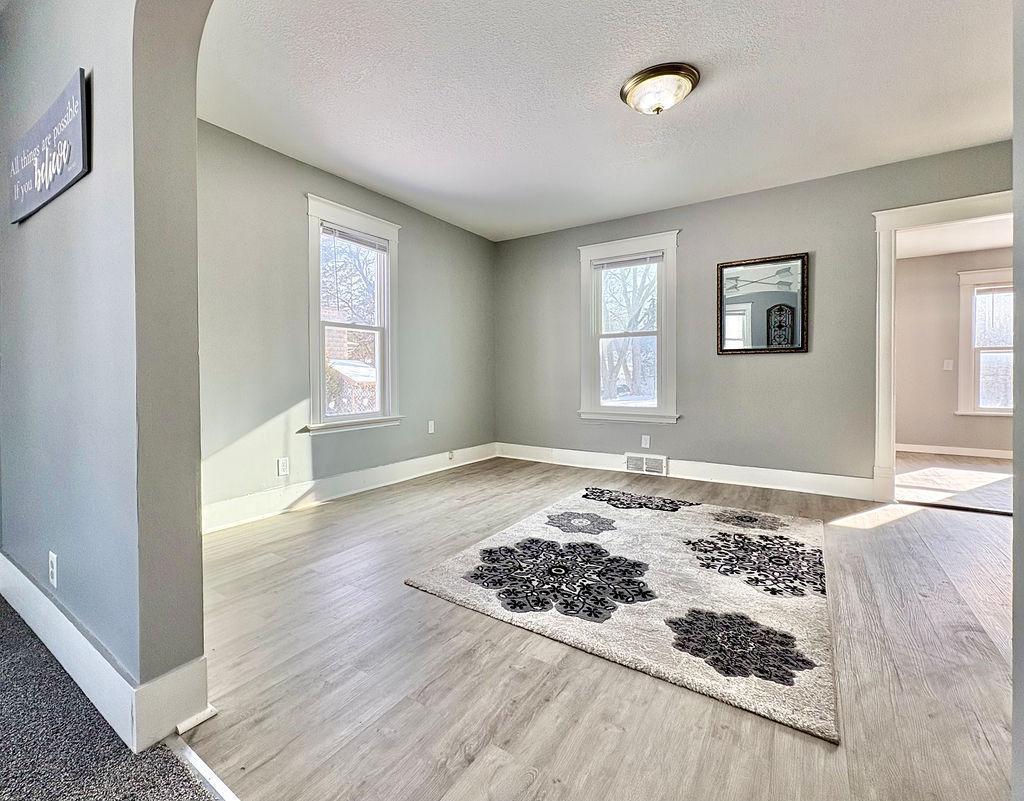 1103 7th Street Northwest Faribault, MN 55021 - Photo 6 of 20