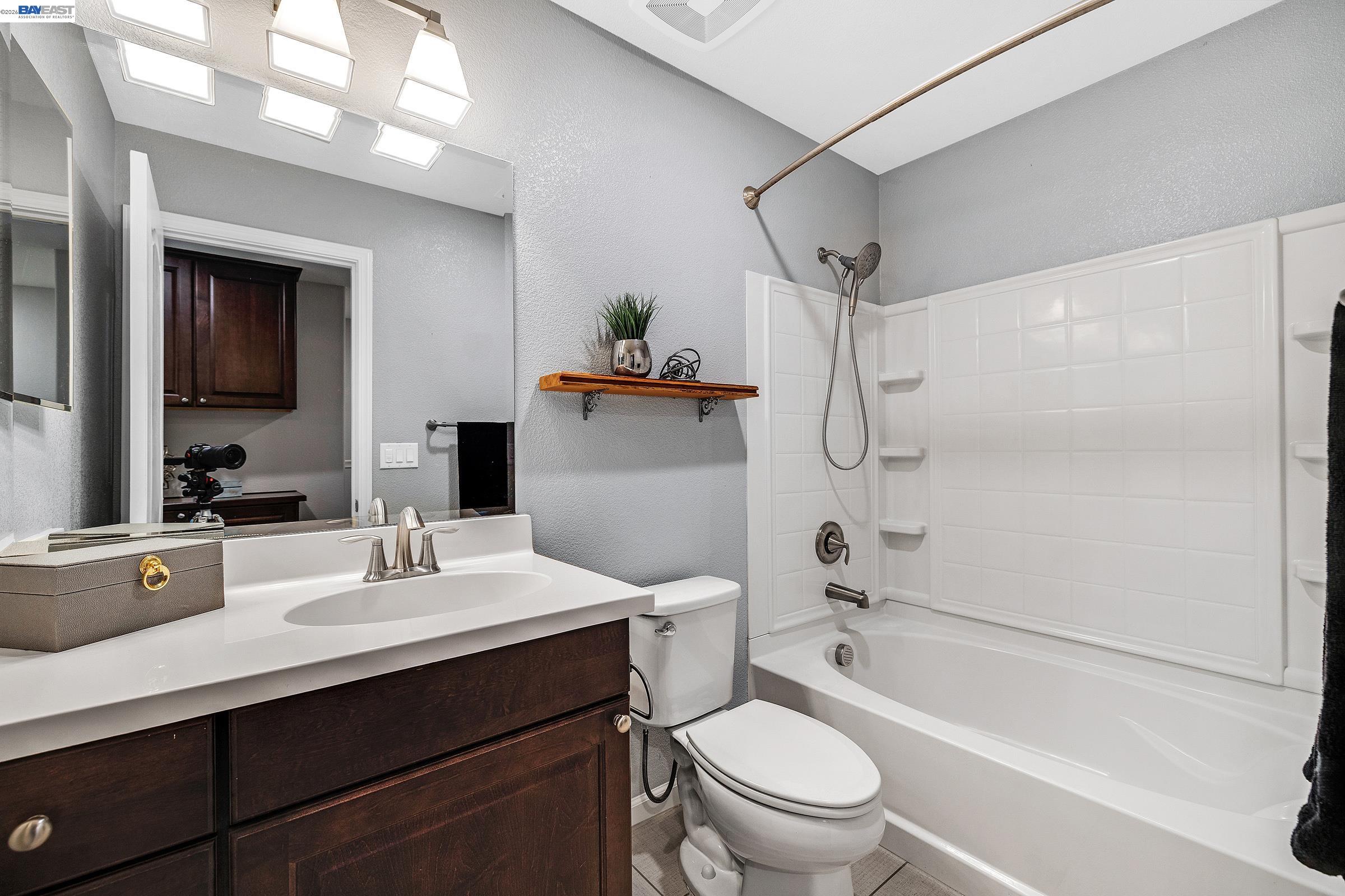 1270 Gusty Loop, Unit 3 Livermore, CA 94550 - Photo 11 of 41