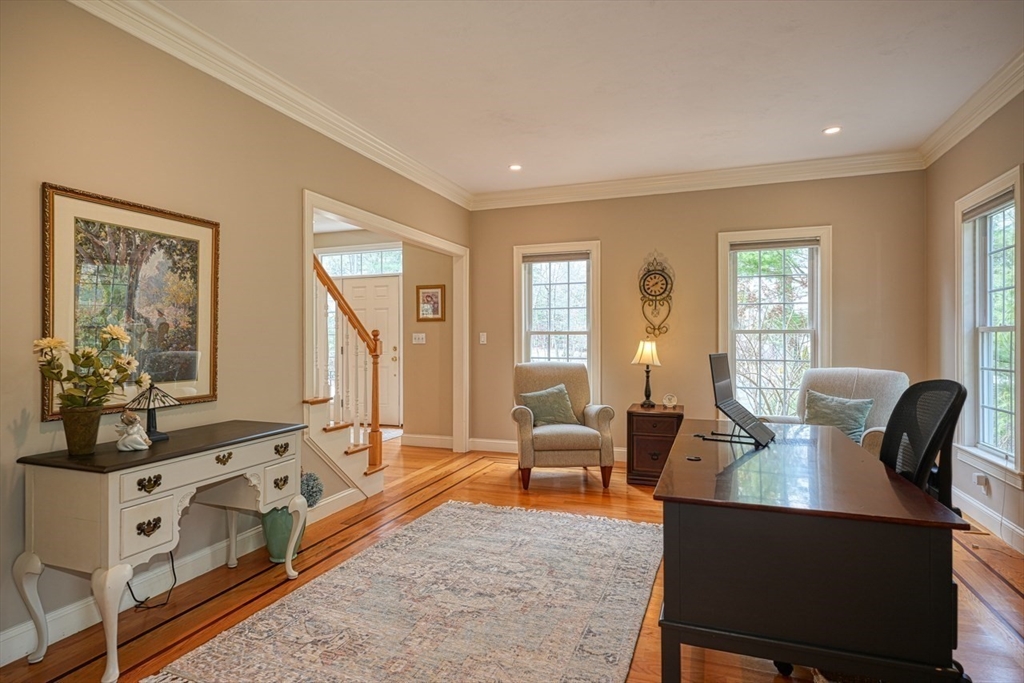 22 Buckhill Road Northborough, MA 01532 - Photo 13 of 41