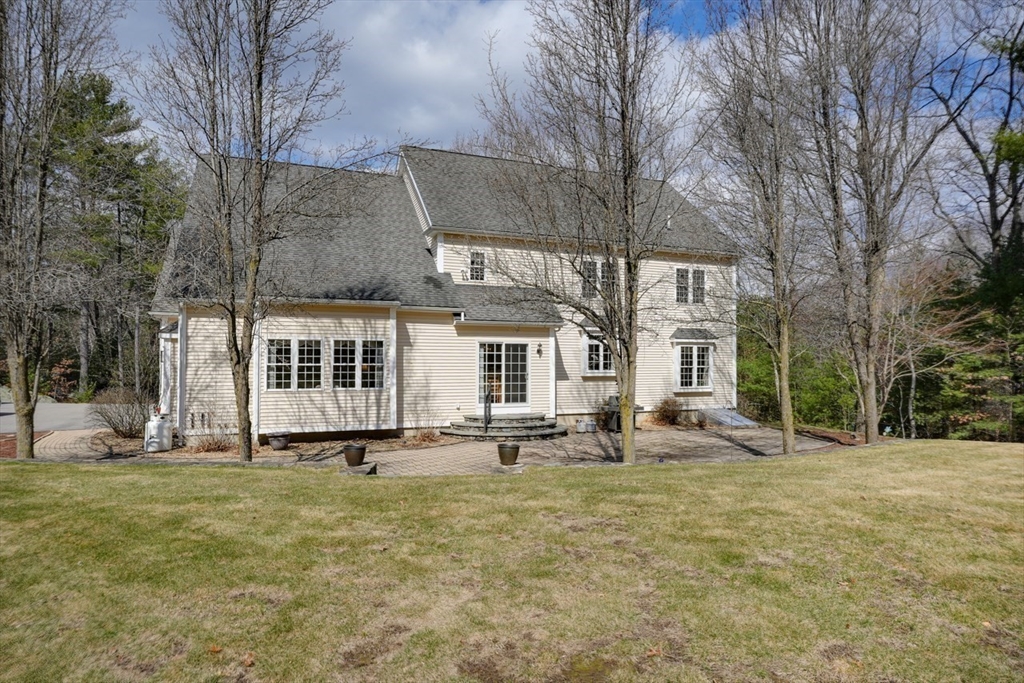 22 Buckhill Road Northborough, MA 01532 - Photo 30 of 41