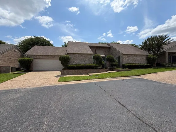 $320,000 | 913 Wicket Court, Tyler, TX 75701