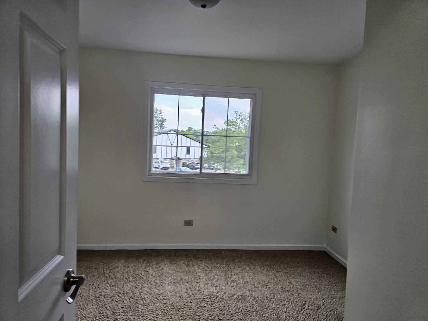 833 Village Quarter Road, Unit G2 West Dundee, IL 60118 - Photo 17 of 22