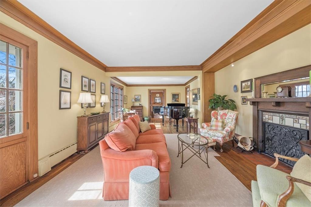 209 Hampton Road Pittsburgh, PA 15215 - Photo 14 of 25 Gallery Image 14