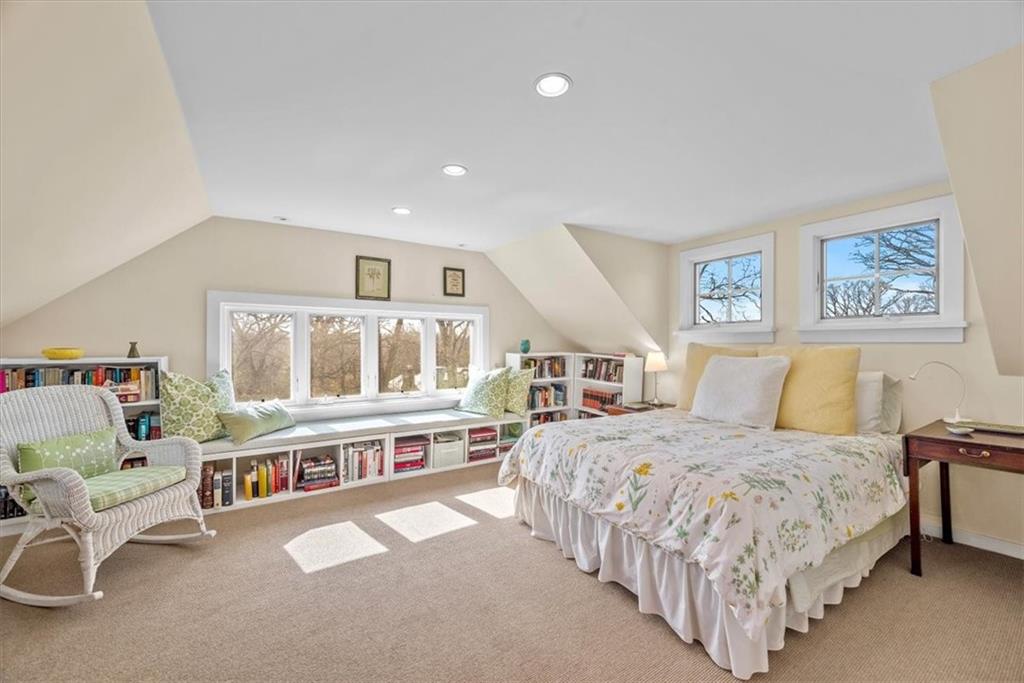 209 Hampton Road Pittsburgh, PA 15215 - Photo 23 of 25 Gallery Image 23