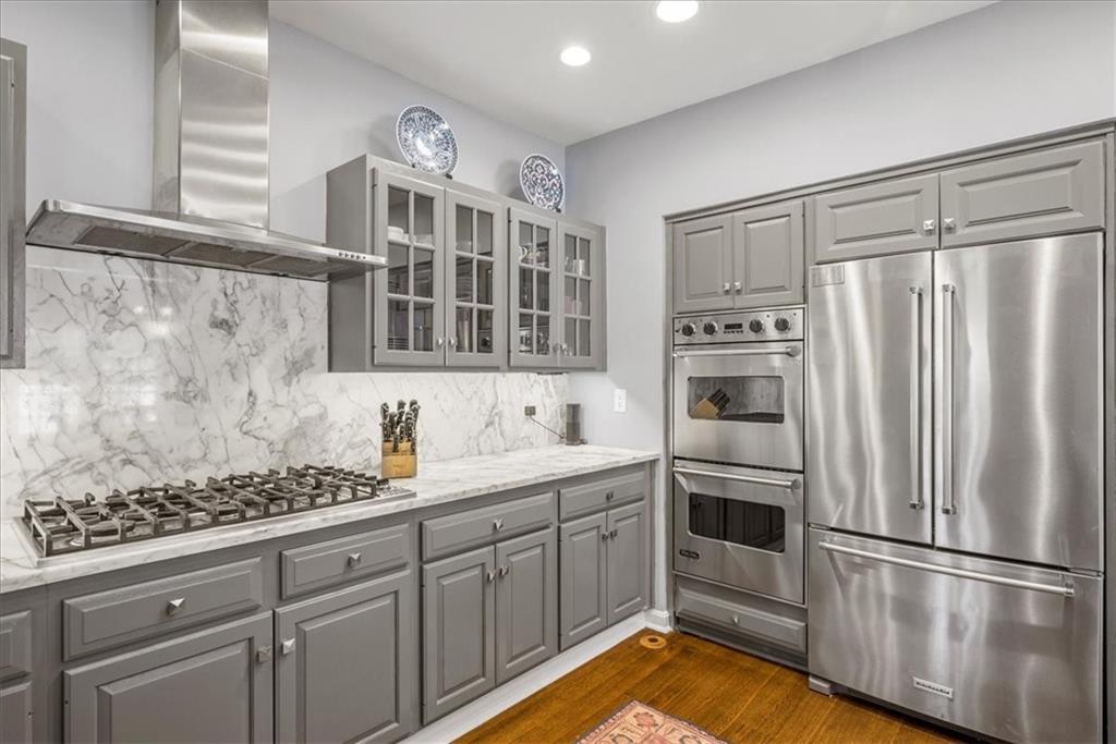 209 Hampton Road Pittsburgh, PA 15215 - Photo 6 of 25 Gallery Image 6