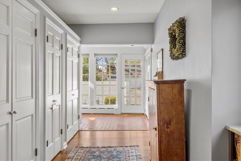 209 Hampton Road Pittsburgh, PA 15215 - Photo 9 of 25 Gallery Image 9