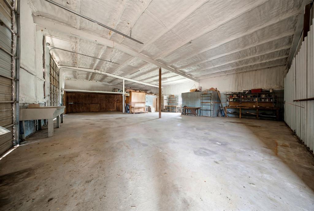 12255 Strittmatter Road Pilot Point, TX 76258 - Photo 27 of 33