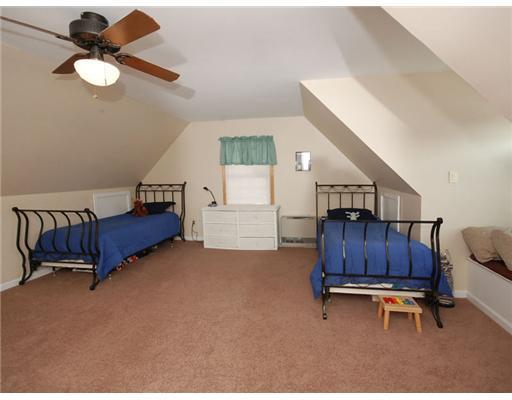 8 Woodspell Road Scarborough, ME 04074 - Photo 7 of 12 Den/Family/Great Room. Bonus room...