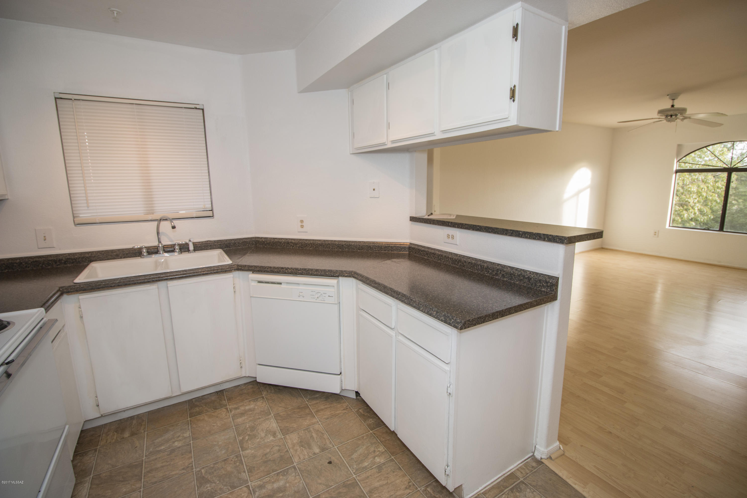 5751 North Kolb Road, Unit 37201 Tucson, AZ 85750 - Photo 5 of 25