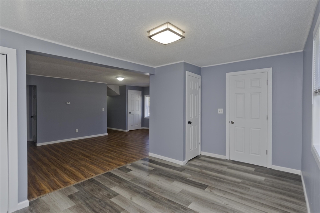 93 Hancock Street Springfield, MA 01109 - Photo 9 of 42 Gallery Image 9