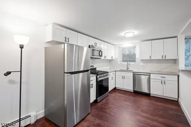 $399,000 | 1315 Anderson Avenue, Unit 32, Fort Lee, NJ 07024