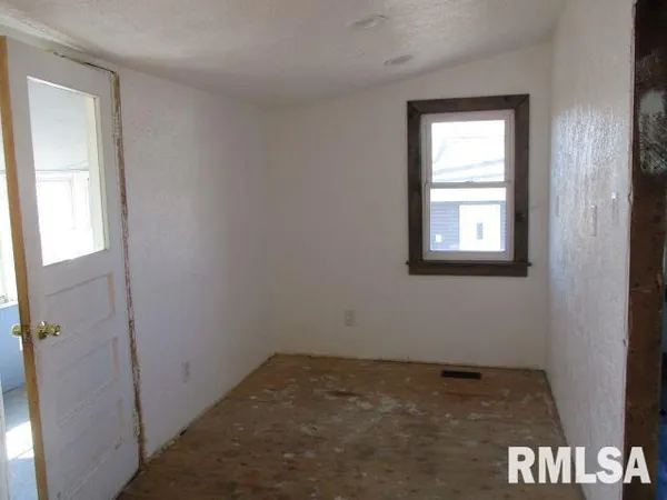 $80,000 | 217 North Broad Street, Lacon, IL 61540