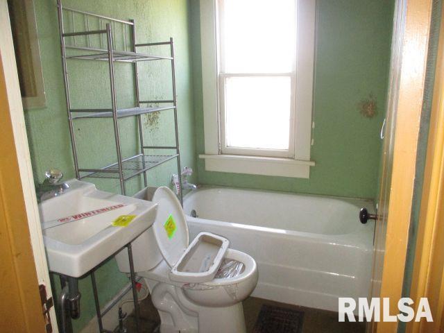 217 North Broad Street Lacon, IL 61540 - Photo 6 of 16