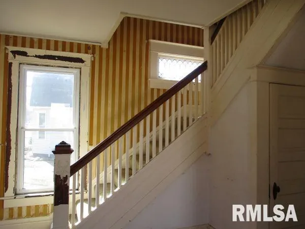 $80,000 | 217 North Broad Street, Lacon, IL 61540