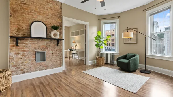 $2,600 | 145 Delaware Avenue, Unit 2, Jersey City, NJ 07306