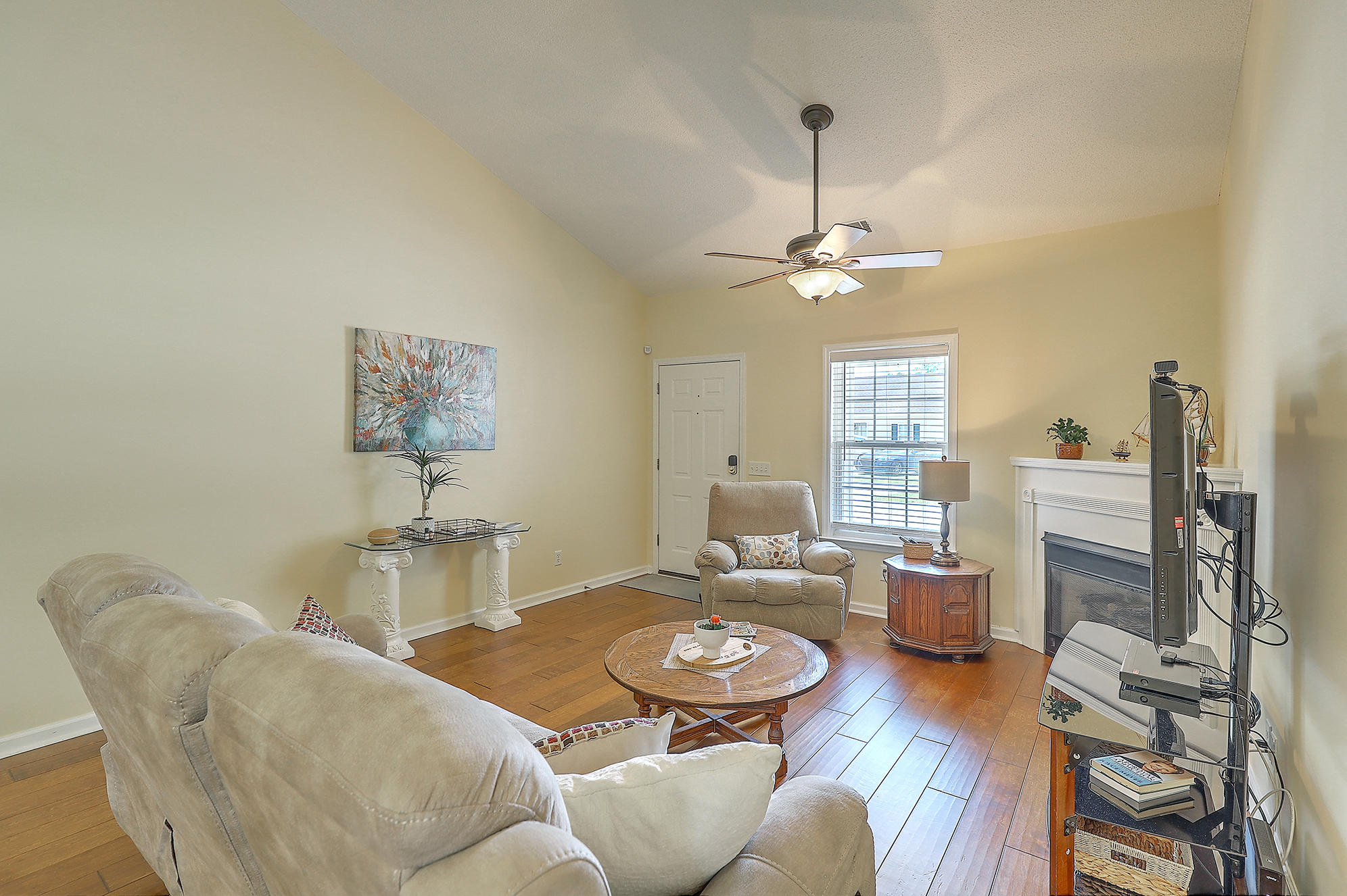 100 Bridgetown Road, Unit 1B Goose Creek, SC 29445 - Photo 10 of 44 100Bridgetown1BLiving3