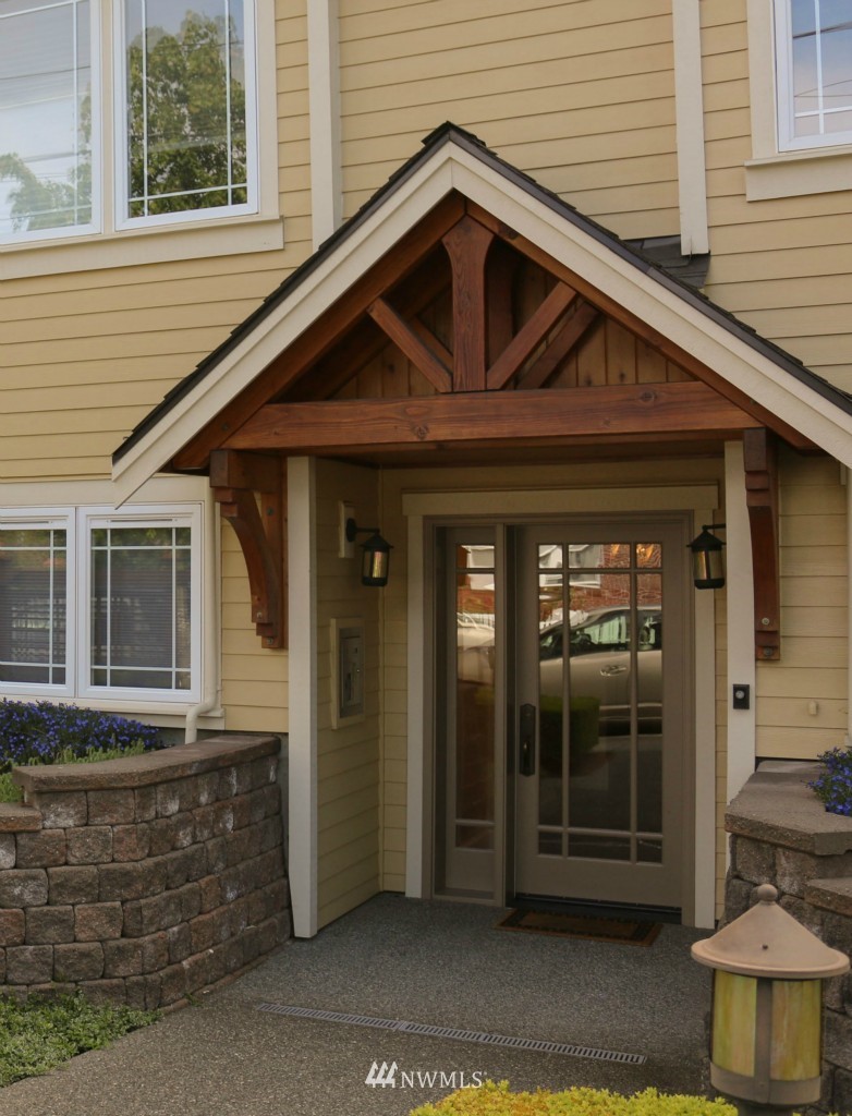 600 Bell Street, Unit 202 Edmonds, WA 98020 - Photo 1 of 25