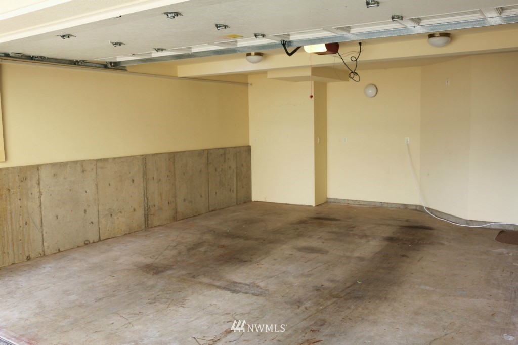 600 Bell Street, Unit 202 Edmonds, WA 98020 - Photo 25 of 25