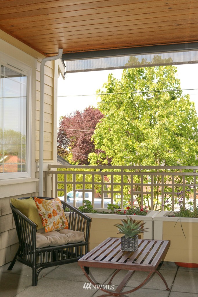 600 Bell Street, Unit 202 Edmonds, WA 98020 - Photo 8 of 25