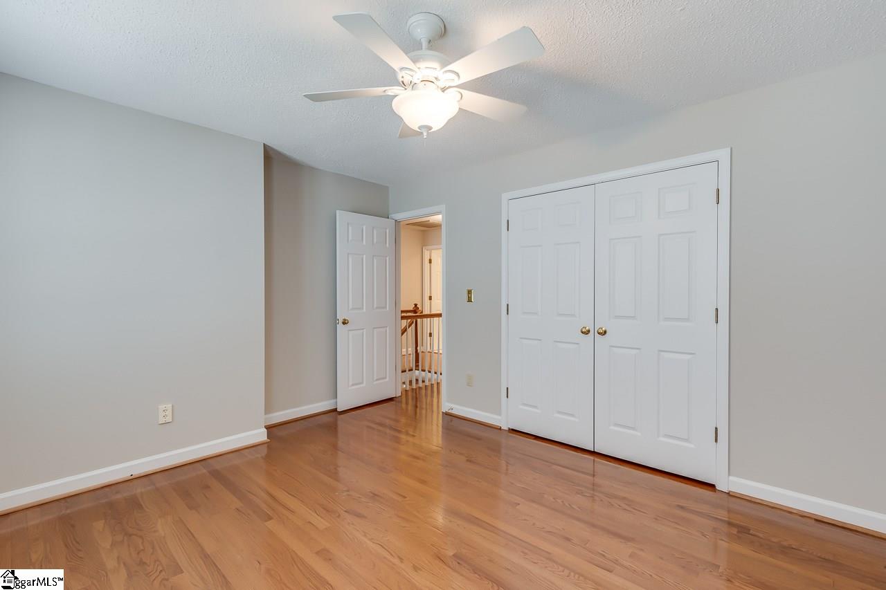 235 Spring Lake Loop Simpsonville, SC 29681 - Photo 13 of 34