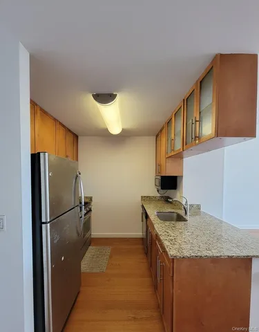 $699,000 | 40-28 College Point Boulevard, Unit 805 | Flushing