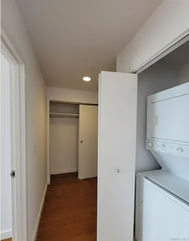 $699,000 | 40-28 College Point Boulevard, Unit 805 | Flushing