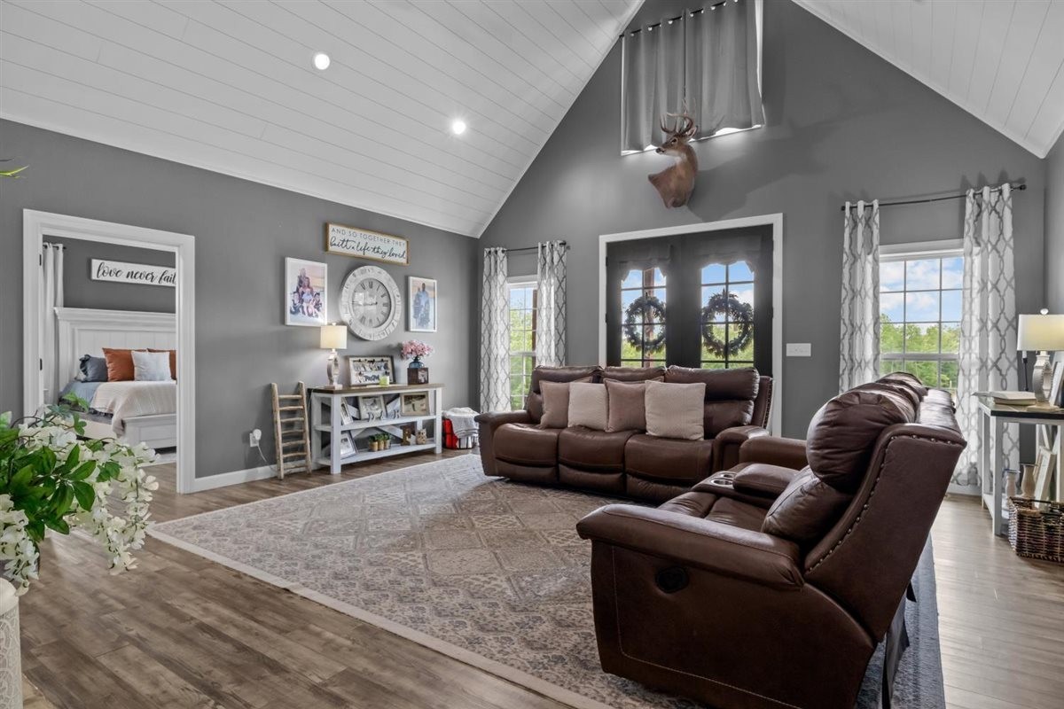 3571 Old Blacktop Road McEwen, TN 37101 - Photo 7 of 99 a living room with furniture and a large window