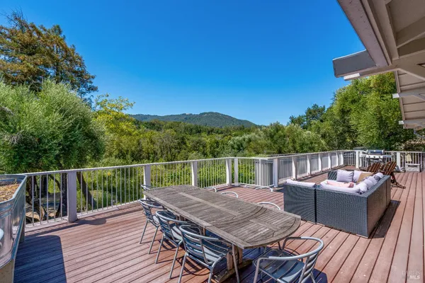 $1,895,000 | 4920 Warm Springs Road, Glen Ellen, CA 95442